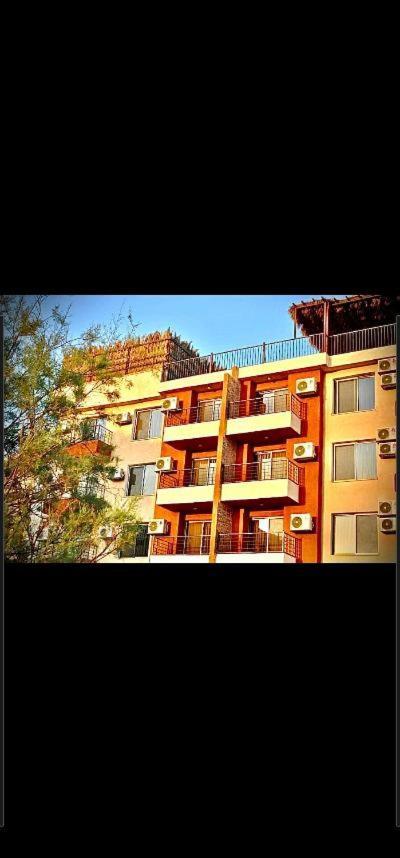 Aparthotel Dead Sea Lafamilia Albadwan Sweimeh Exterior foto